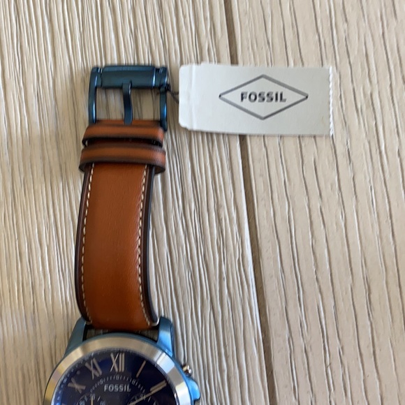 Men’s Fossil Watch - Picture 2 of 6